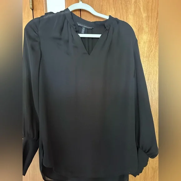 White House Black Market blouse - Picture 1 of 3